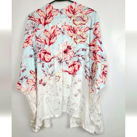 🆕️(M)🌼🔥Mystree🔥🌼 100% Rayon Kimono White w Dipped Floral Flowy Short Sleeve - Picture 3 of 8